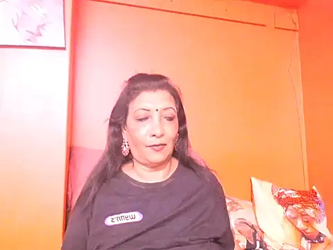 indiansarika65 live sex cam