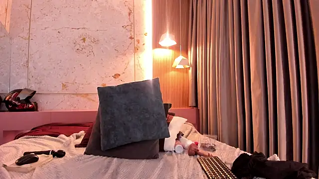 Lushi_Love live sex cam