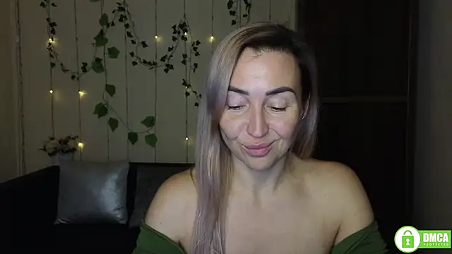 Kiss_julli88I live sex cam