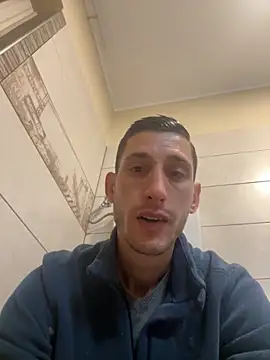 Gionnytav live sex cam