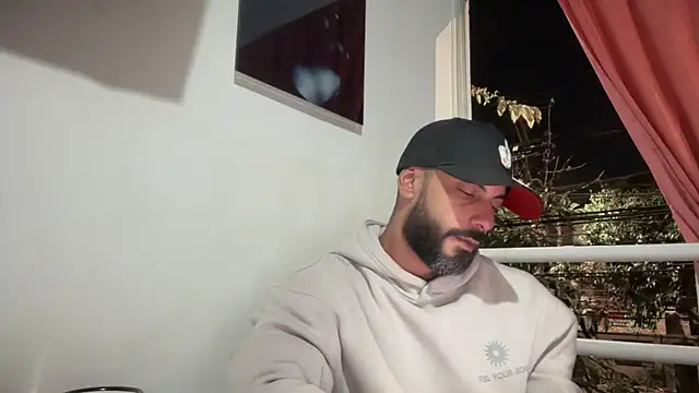 romeolovedark live sex cam