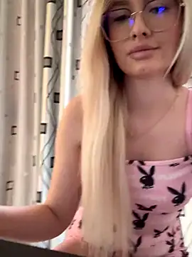 mollyxxx live sex cam