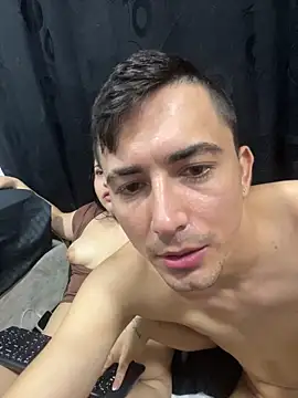 pareja_curiosa19 live sex cam