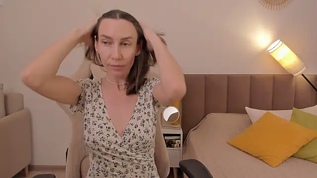 GoodGlamorGirl live sex cam