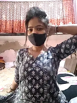 Paakhi-Singh live sex cam