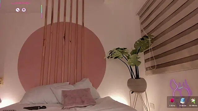 caro03x live sex cam