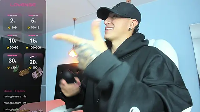 Lobo_17_ live sex cam