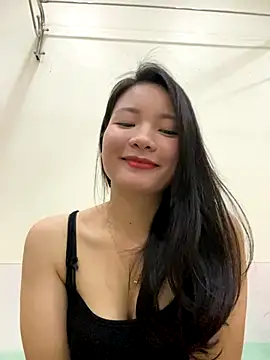 Bee_Yellow00 live sex cam