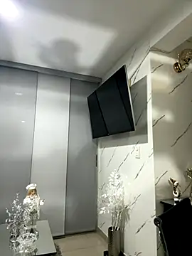 LARIANA_RIVERA23 live sex cam