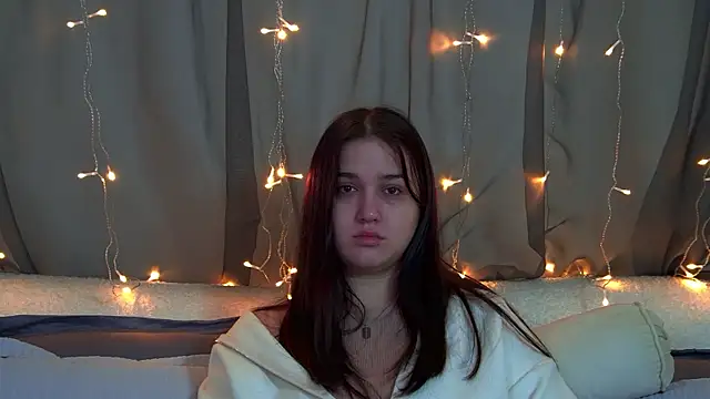 ChristinaMilton live sex cam