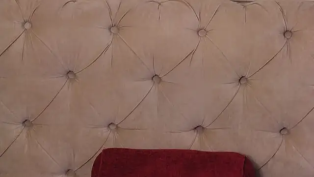 SarahLynz live sex cam