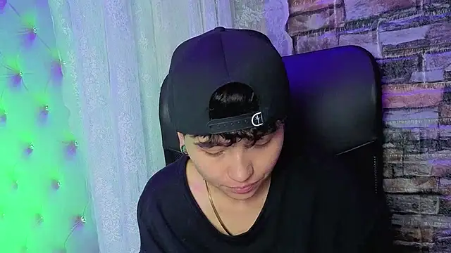 EmiliRouse_ live sex cam