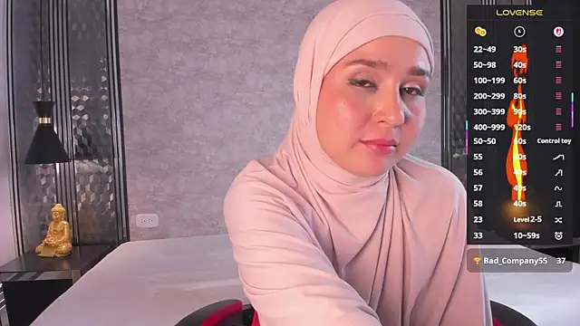 SamiQuest live sex cam