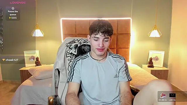 AlejooTwink live sex cam