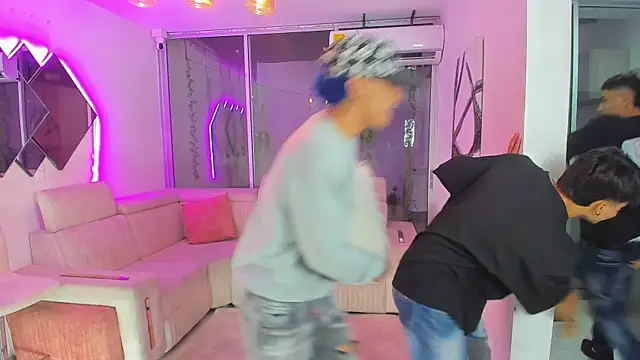 Houseofwarrios live sex cam