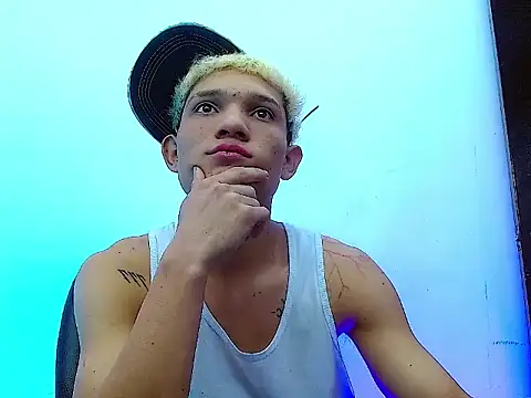 bad_boy_hottx live sex cam