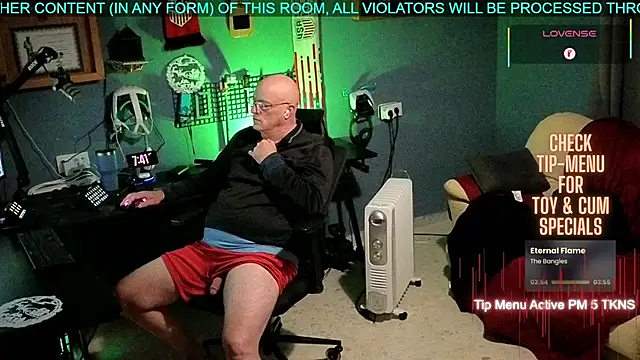 Pilot_Dave_69 live sex cam