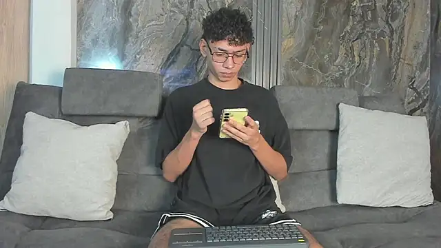 Daviid_laidd live sex cam