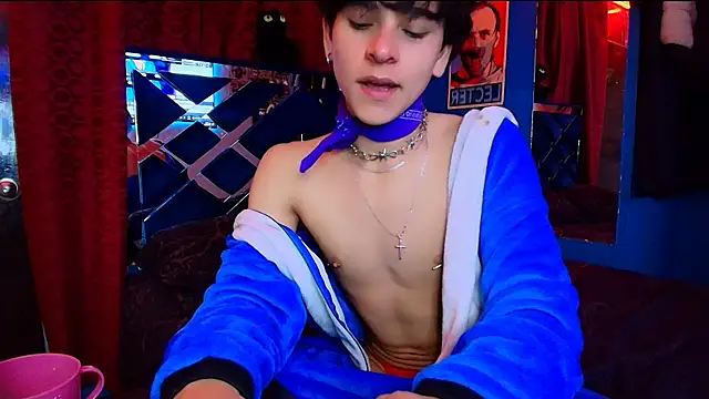 Luke_Howland live sex cam