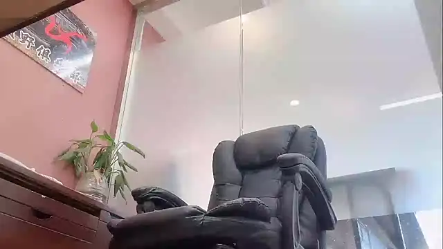 Maneki-nekoo live sex cam