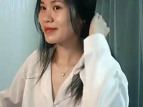 Nunaa18 live sex cam