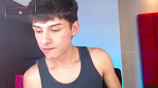 Ezra_Storm live sex cam