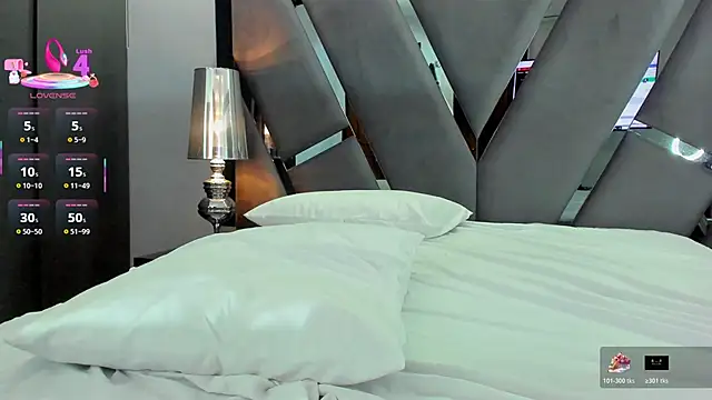 Abril_monroe_ live sex cam