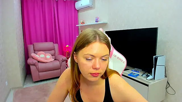 Strawberrye live sex cam