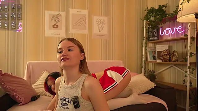 Winaria live sex cam