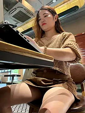 Emily_9xx live sex cam