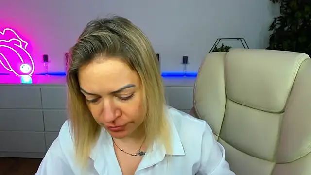 Anna_Snows live sex cam