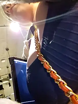 RaisingDaisy live sex cam