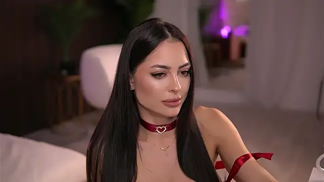 ChloeDevine live sex cam