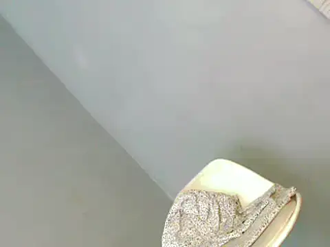 sassysiren28 live sex cam