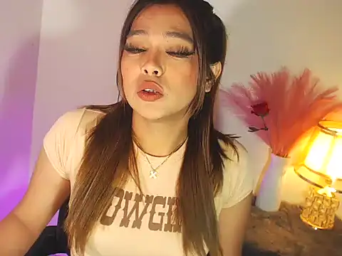 MajesticKitana live sex cam