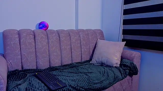 _scarletmoore live sex cam