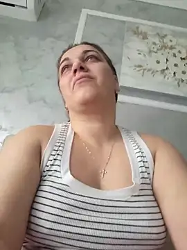 PalomaDesireee live sex cam