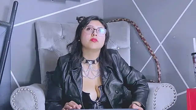 Evangeline live sex cam