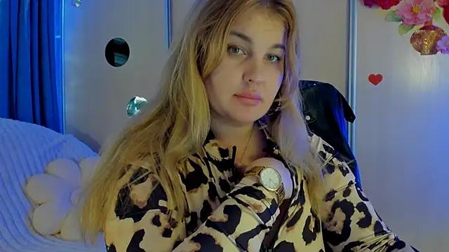 CoraSwon live sex cam