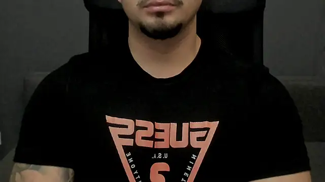 TonyWilcox live sex cam