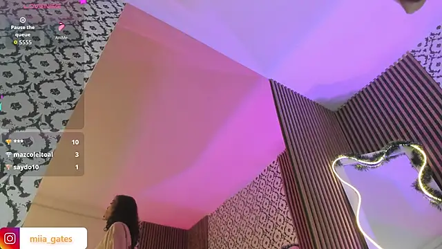 Miagates_tay live sex cam