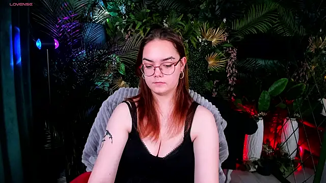 Lily__Evans live sex cam