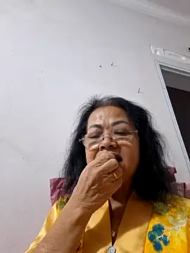 Hotestlove live sex cam