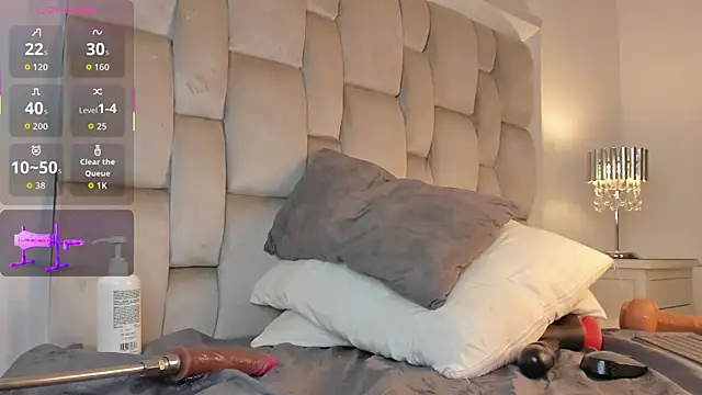 SamanthaBrown69 live sex cam