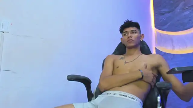 Sex_Boy_33_ live sex cam