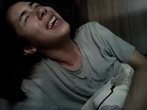 Krishellemoorree live sex cam