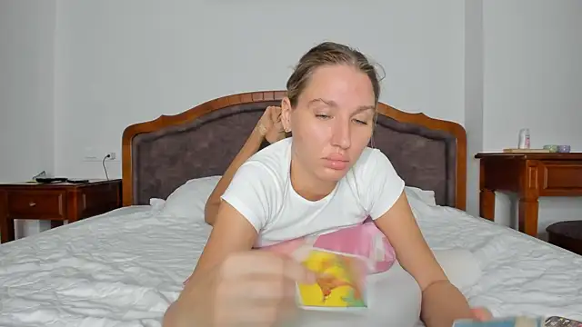 SofiClimbing live sex cam