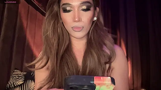 Lo_la_69 live sex cam