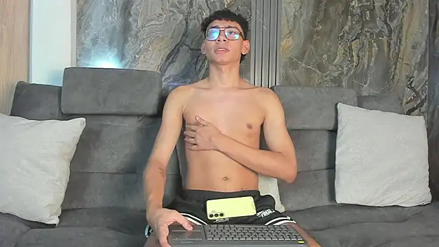 Daviid_laidd live sex cam