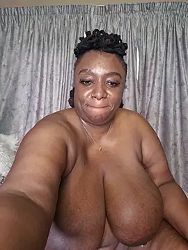 ThickianaRider live sex cam